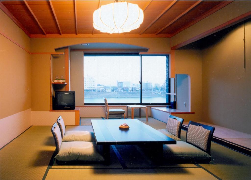 Hotel Shunjuan Hasshokaku Mizunowo Kakamigahara Habitación foto